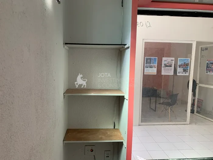 Locação de Comercial / Loja em galeria na praia de iracema na cidade de Fortaleza [loja 07]